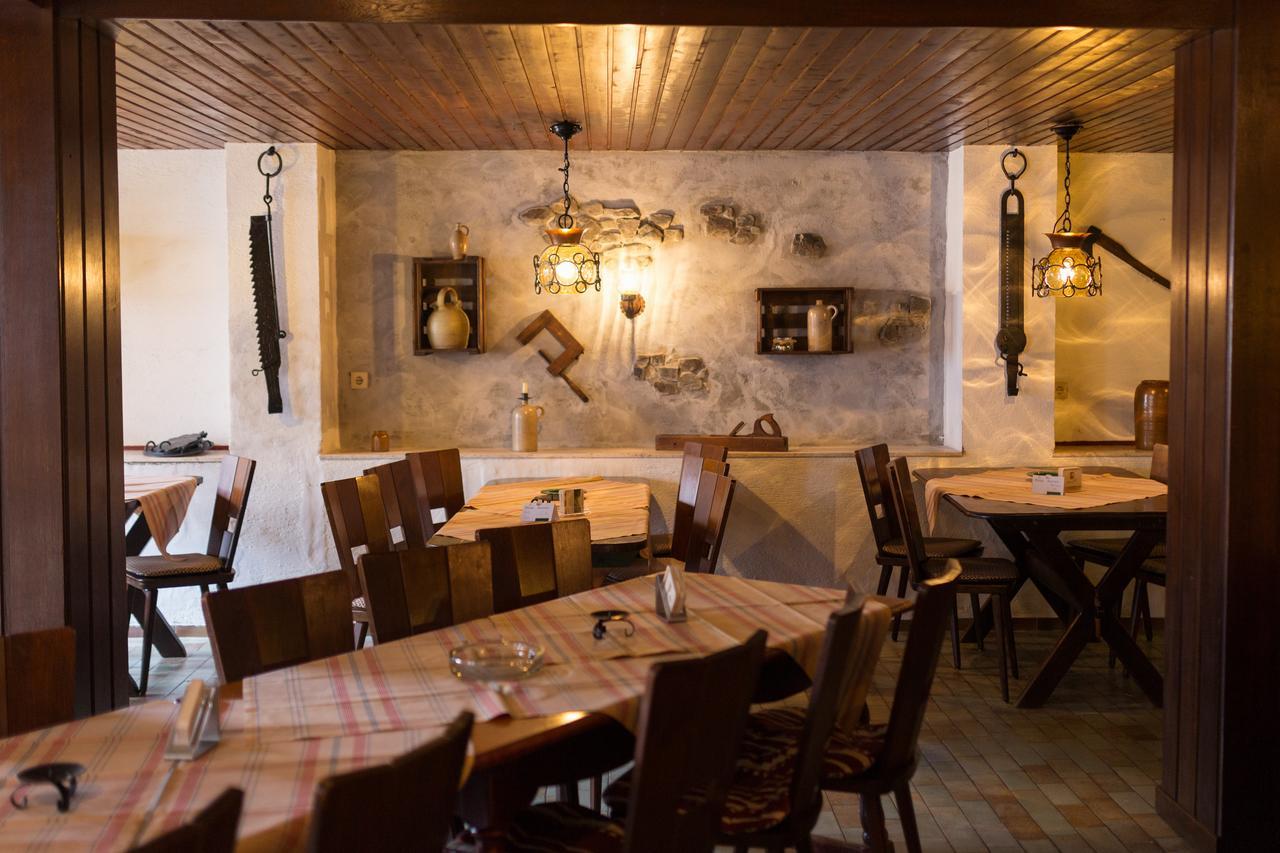 Hotel Reichsschenke Zum Ritter Gotz "Garni" Kröv المظهر الخارجي الصورة
