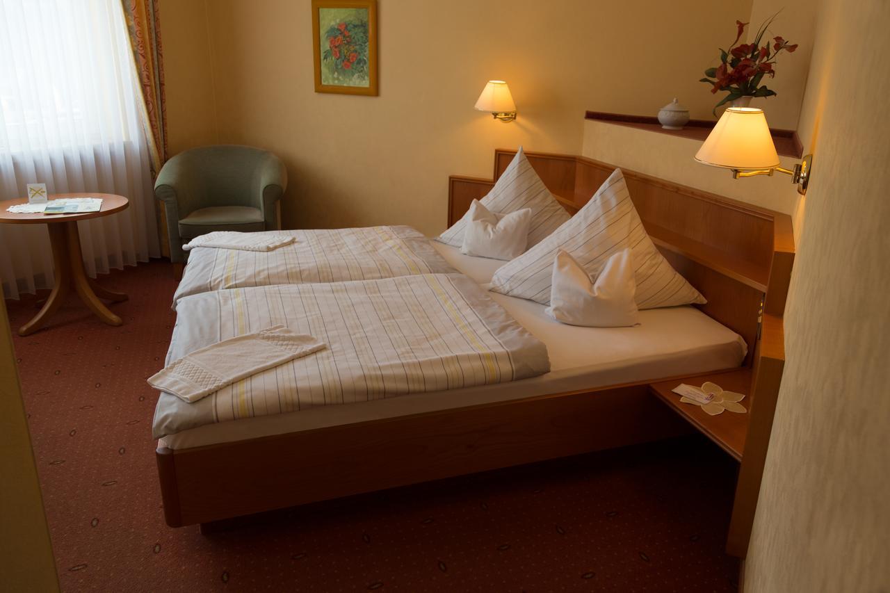 Hotel Reichsschenke Zum Ritter Gotz "Garni" Kröv المظهر الخارجي الصورة
